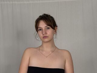 naked camgirl photo CecilHolcombe