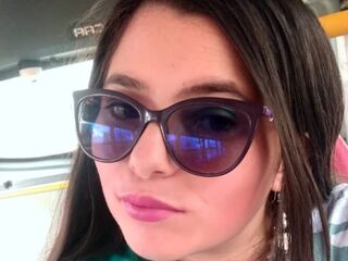 cam girl masturbating with sextoy CelesteLemman