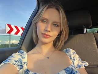 camgirl webcam pic CherryRose