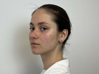 naked girl with live cam ChrisYurchak