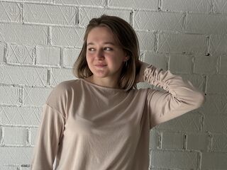 free jasmin ChristiaBenoy