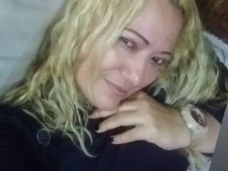 webcam girl chat ClauWhite