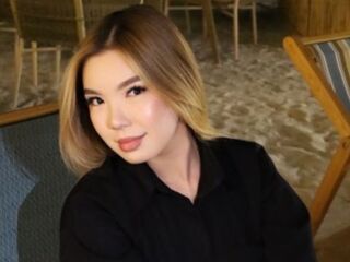 beautiful girl CordieMaceyak