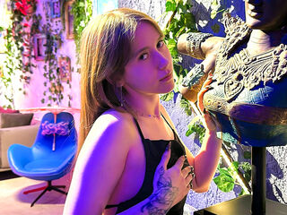 adult webcam chatroom DaisyWane