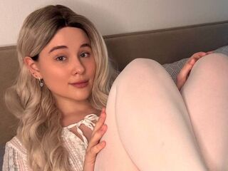 shower webcam DeluaMoon