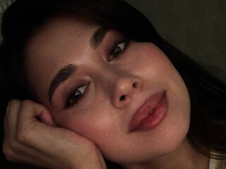 naked girl with webcam masturbating with dildo DetraAffleck