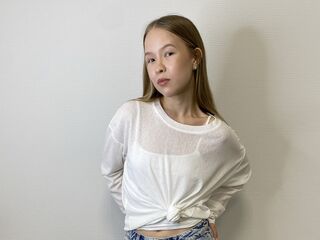 hot strip tease webcam DortheyVath
