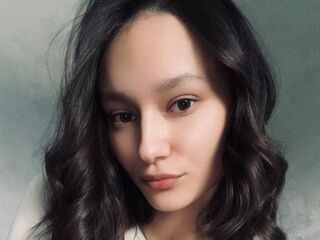 cam slut ElianaAdelizzi