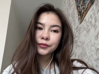 naked webcamgirl picture ElleStarling