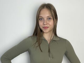 chat room live webcam ElviaSix