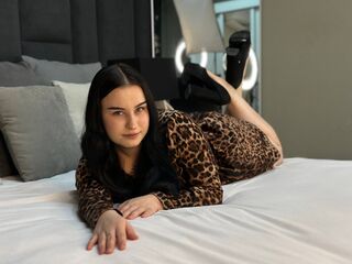 camslut fingering pussy EmiliVilson