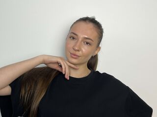 cam girl playing with dildo EthaGuitreau