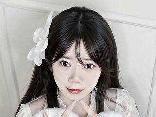 topless camgirl EvaDanni