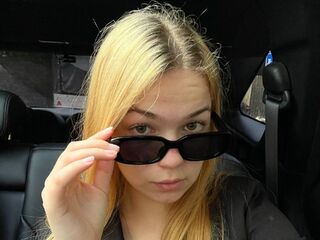 naked cam girl gallery EvaMiller