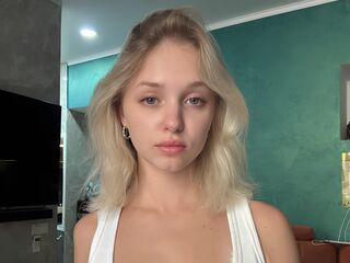 beautiful camgirl EveMorrison