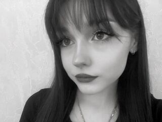 adultcam photo EvelynnCaillouet