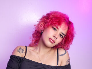 naked girl with live cam EverlinHale