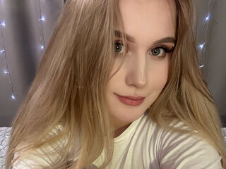 free jasmin web cam EverlyMoon
