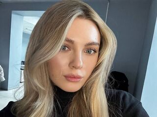 hot striptease web cam GladysAgard