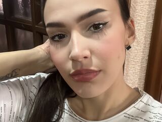 beautiful girl webcam IlonaMasker