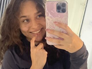 naughty cam girl fingering shaved pussy ImCherry