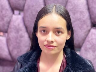 anal cam IssaMontenegro