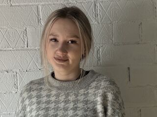 livesex cam girl KarynMcguire