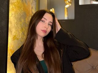 girl shaving pussy KateSherfield