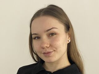 naked cam girl fingering pussy KayleenSteuart