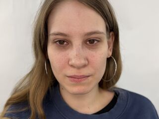 beautiful cam girl KendallWhitham