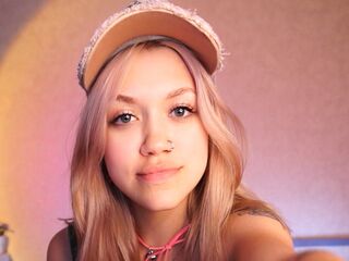 fingering cam whore KiraSardewys