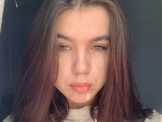 beautiful girlcam KirstenLauschus