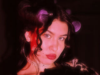 free livecam LarondaSuitt