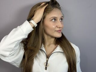 webcamsex LatrinaBrounson