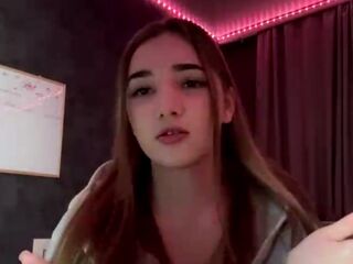 hot girl webcam LaurynKendell