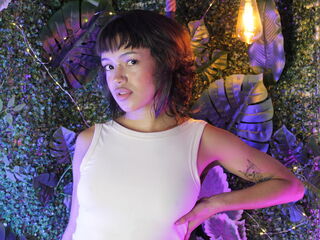 cam girl fingering LiaFlora