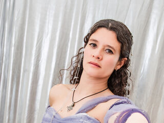 free nude webcam LiaRoms