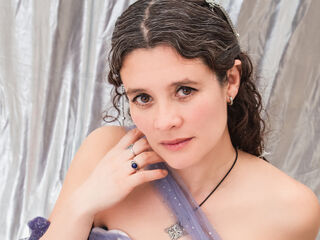 naked girl with webcam LiiaCrowns