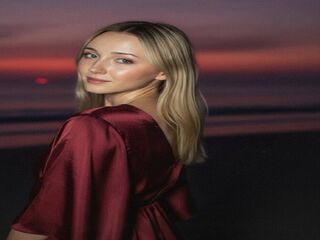 free chatroom LillieMajamay