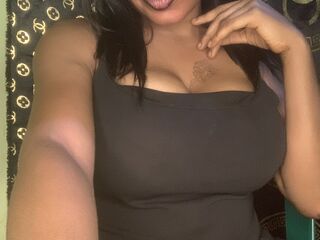 adult chat room LindaBernard