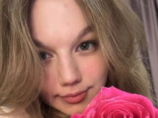 free videochat LinnGrimshaw