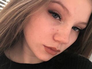 adult webcam LisaBrowe