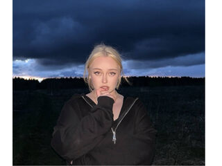 Kinky webcam girl LitaBloom