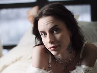 masturbating camgirl LiviaSomberland