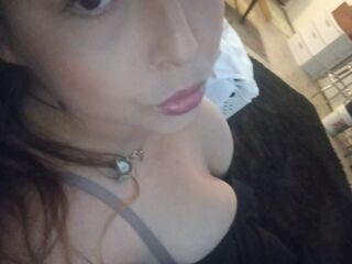 camwhore masturbating with dildo LolaLoced