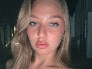 camgirl masturbating with sex toy LorineScharping