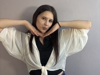 naked camgirl masturbating LornaInglin