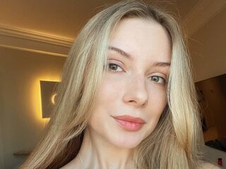 camgirl chatroom LucieStupak