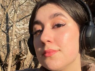 chat room live cam LudivinaLifton