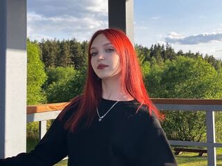 fingering girl chatroom MagaretMontie